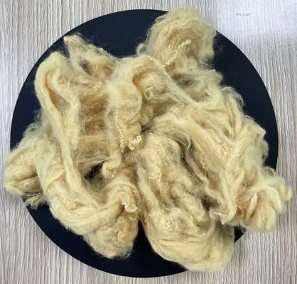 قیمت خوب الیاف پلی استر بازیافتی منگنه ای 2.5D 51mm زرد غازی آنلاین