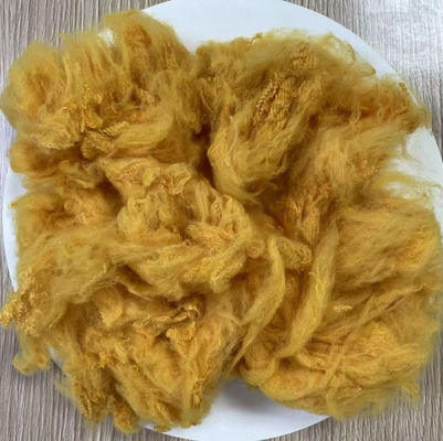 قیمت خوب فیبر پلی استری رنگ آمیزی 1.5D با مقاومت بالای آتش زرد طلایی آنلاین