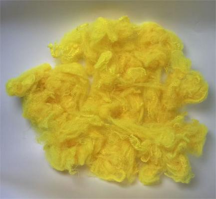 قیمت خوب Recycled Polyester Staple Fiber with 20-40% Elongation 32-152mm Cut Length and 0.15-0.3% Oil Content آنلاین