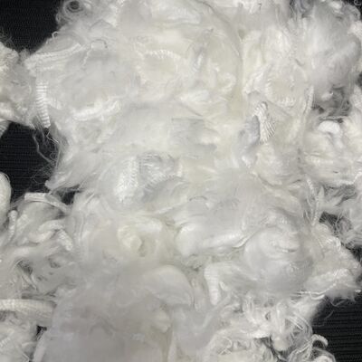 قیمت خوب فیز تغییر فیبر ترموستاتیک 2D * 25mm، فیبر نرم سیلیکون روغن درمان شده برای پوشاک گرم پر کردن بالش و پر کردن پارچه خانه آنلاین